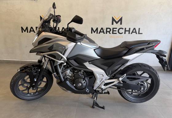 HONDA NC 750X ABS DCT HONDA NC 750X ABS DCT